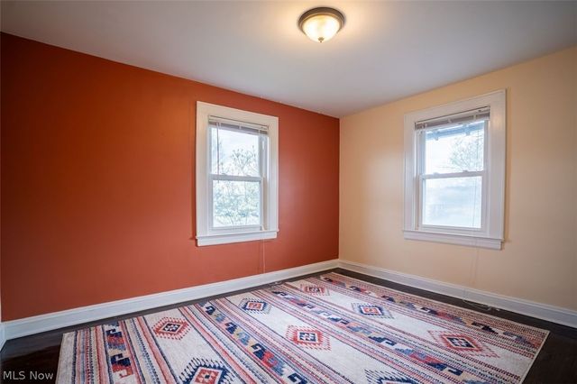 3390 Charles Street, Cuyahoga Falls, OH 44221