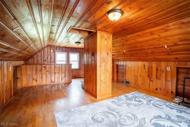 3390 Charles Street, Cuyahoga Falls, OH 44221