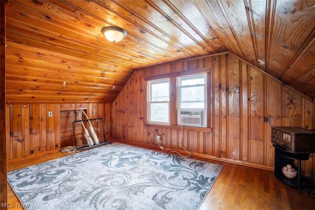 3390 Charles Street, Cuyahoga Falls, OH 44221