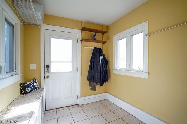 3390 Charles Street, Cuyahoga Falls, OH 44221