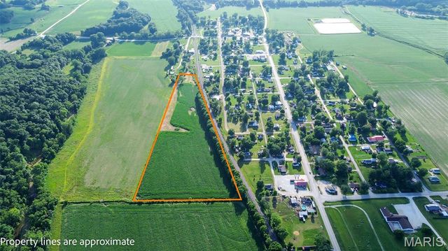 00 South Street, Nebo, IL 62355