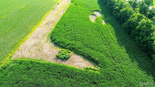 00 South Street, Nebo, IL 62355