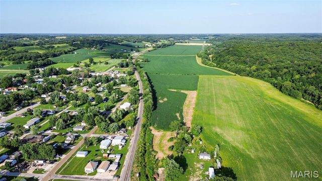 00 South Street, Nebo, IL 62355