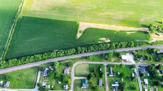 00 South Street, Nebo, IL 62355