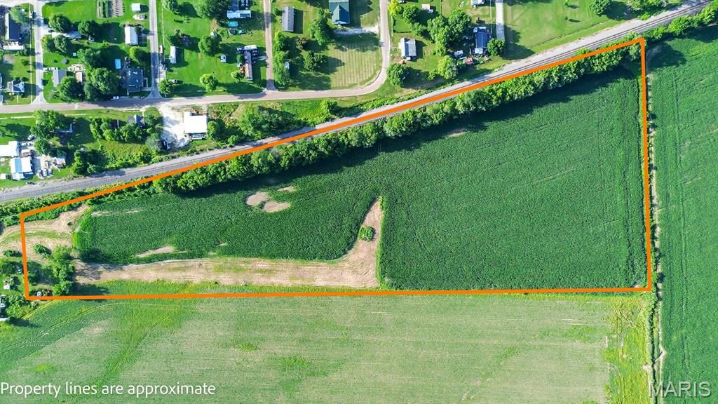 00 South Street, Nebo, IL 62355