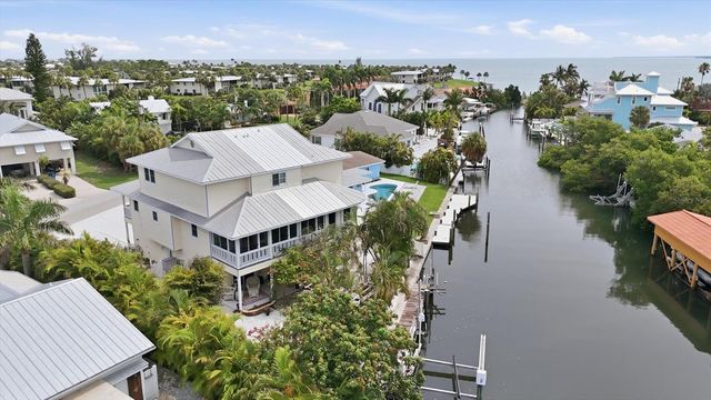 505 59TH STREET, Bradenton Beach, FL 34217