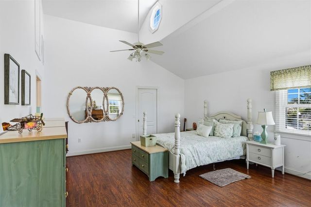 505 59TH STREET, Bradenton Beach, FL 34217