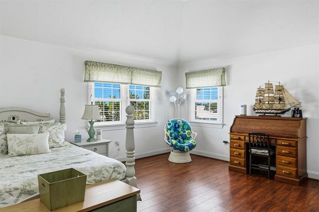 505 59TH STREET, Bradenton Beach, FL 34217