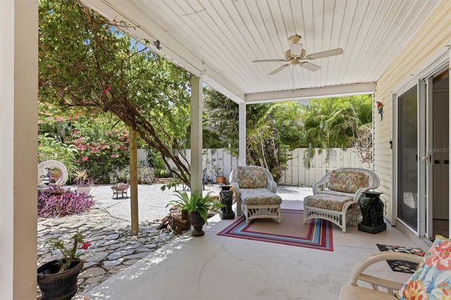 505 59TH STREET, Bradenton Beach, FL 34217