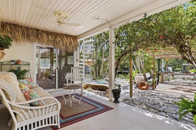 505 59TH STREET, Bradenton Beach, FL 34217