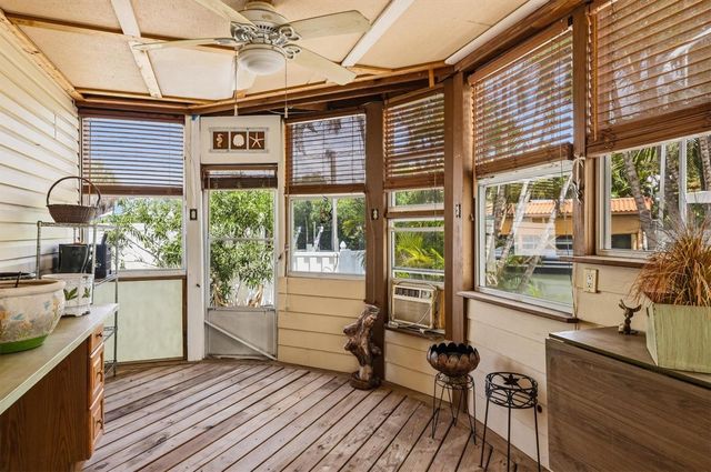 505 59TH STREET, Bradenton Beach, FL 34217