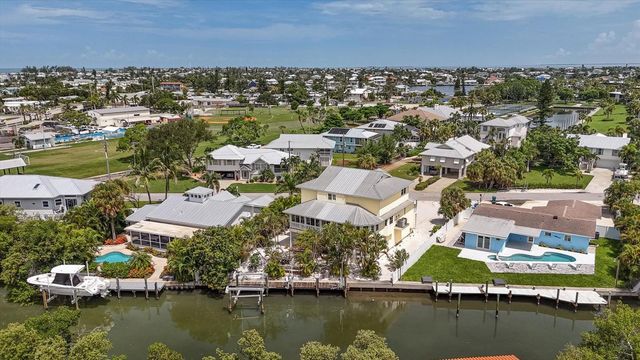 505 59TH STREET, Bradenton Beach, FL 34217