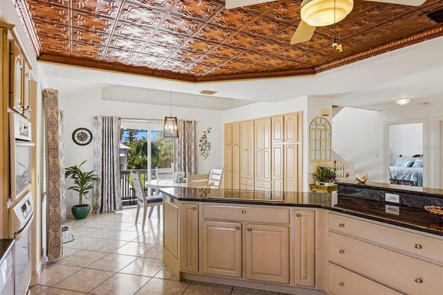 505 59TH STREET, Bradenton Beach, FL 34217