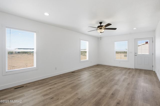 13279 N Derringer Road, Marana, AZ 85653