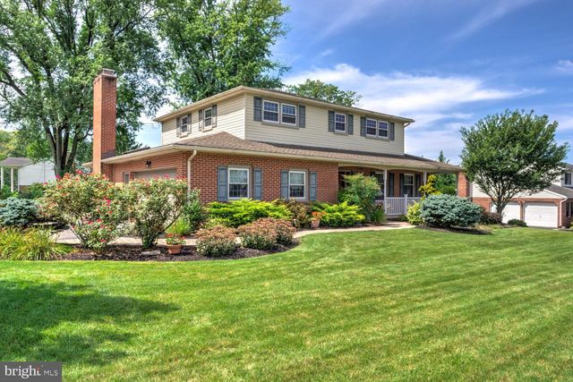 1920 ANDOVER DR, Dover, PA 17315