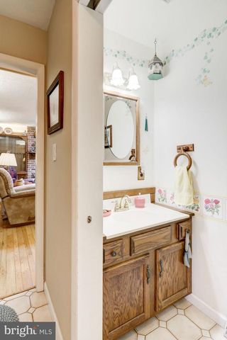 1920 ANDOVER DR, Dover, PA 17315