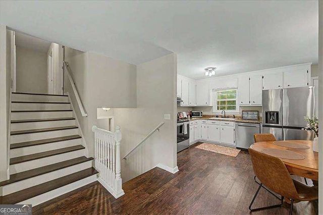 558 Peeples Valley Road NE, Cartersville, GA 30121
