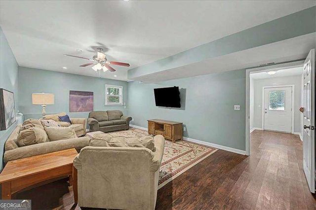 558 Peeples Valley Road NE, Cartersville, GA 30121