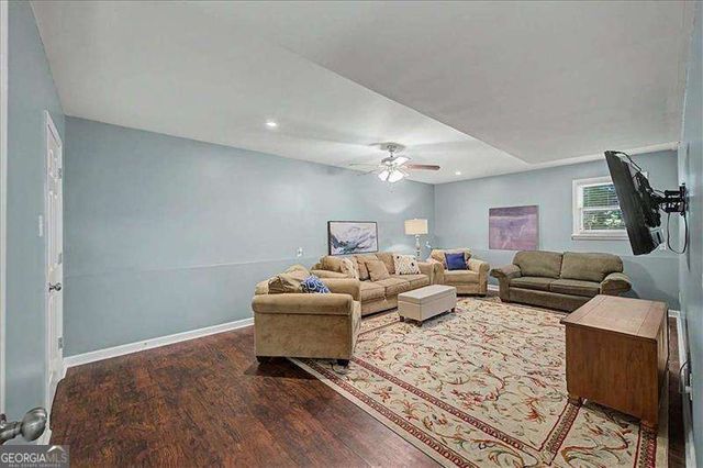 558 Peeples Valley Road NE, Cartersville, GA 30121