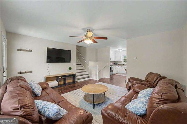 558 Peeples Valley Road NE, Cartersville, GA 30121