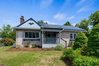 15 S 1St Ave, Mine Hill Twp., NJ 07803