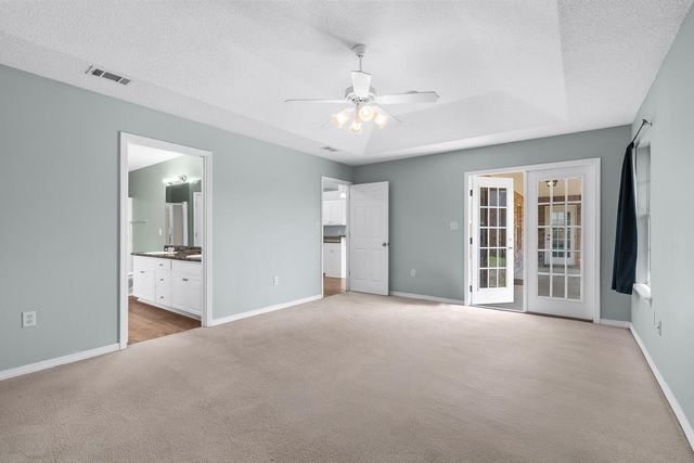 9876 Parker Lake Circle, Navarre, FL 32566