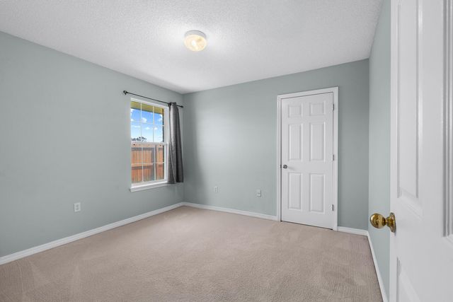 9876 Parker Lake Circle, Navarre, FL 32566