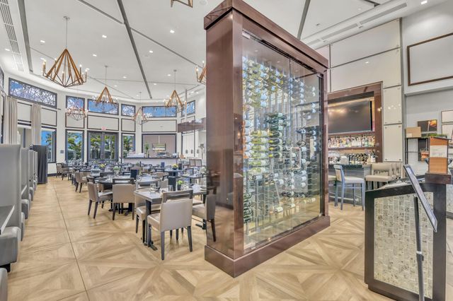 9577 Eden Roc Court, Delray Beach, FL 33446