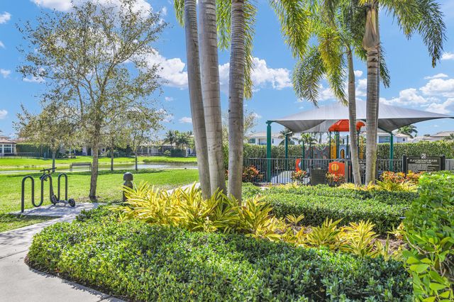 9577 Eden Roc Court, Delray Beach, FL 33446