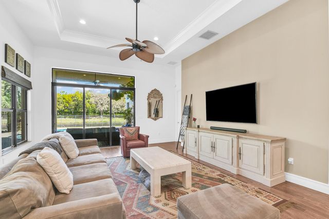 9577 Eden Roc Court, Delray Beach, FL 33446