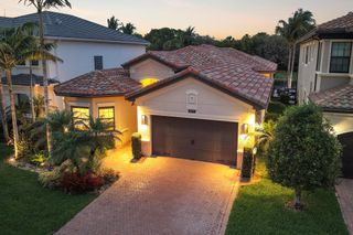 9577 Eden Roc Court, Delray Beach, FL 33446