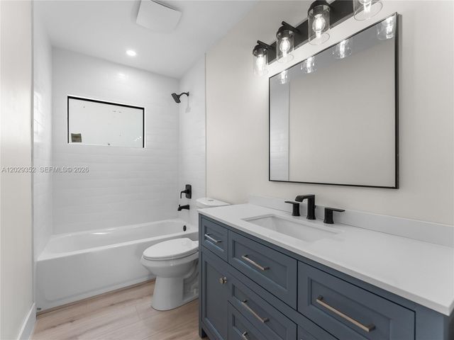 801 S Palmway, Lake Worth, FL 33460