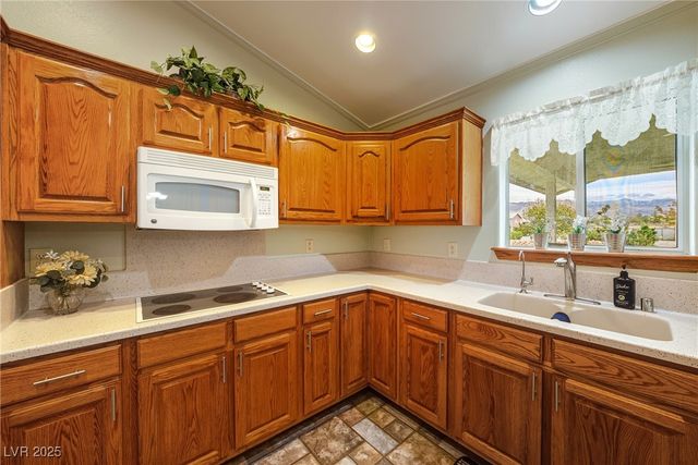 2501 South Mallard Avenue, Pahrump, NV 89048