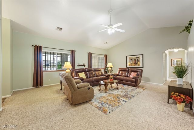 2501 South Mallard Avenue, Pahrump, NV 89048