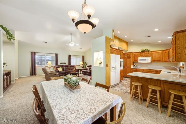 2501 South Mallard Avenue, Pahrump, NV 89048