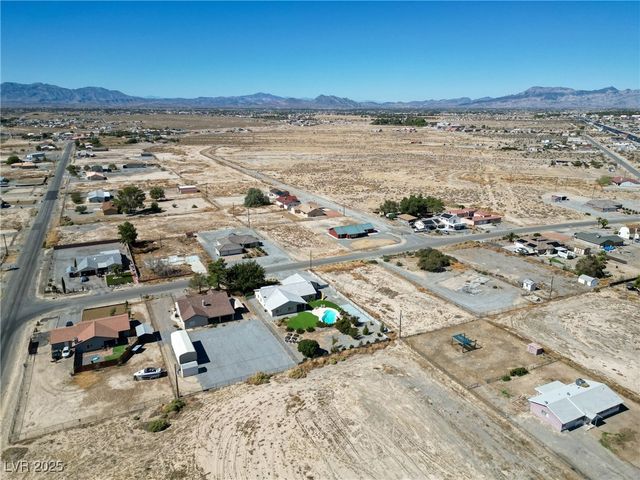 2501 South Mallard Avenue, Pahrump, NV 89048