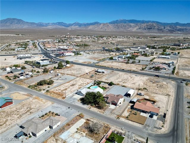 2501 South Mallard Avenue, Pahrump, NV 89048