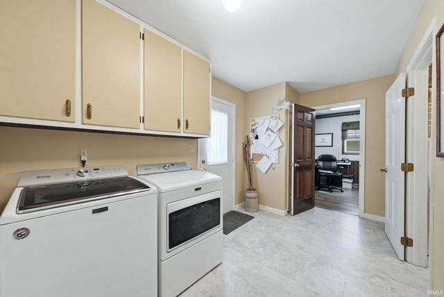 8219 Quincy Court, Fort Wayne, IN 46835