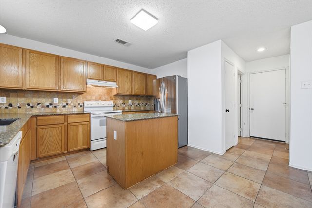 13516 Dove Ranch Road, Fort Worth, TX 76262