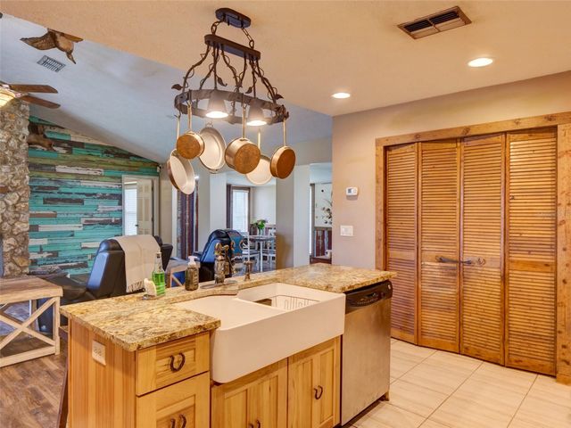 1765 E CR 462, Wildwood, FL 34785