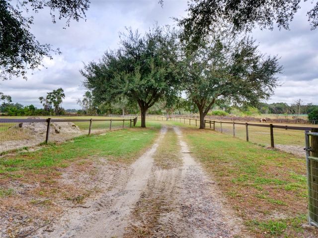 1765 E CR 462, Wildwood, FL 34785