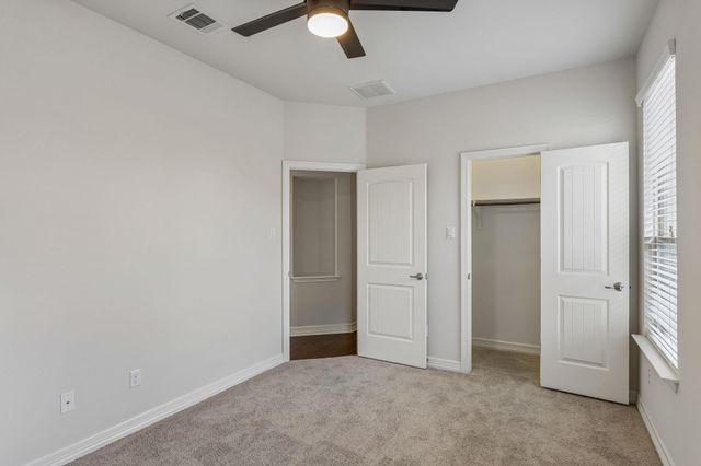 3308 Mendips LN, Pflugerville, TX 78660