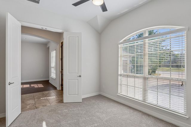 3308 Mendips LN, Pflugerville, TX 78660