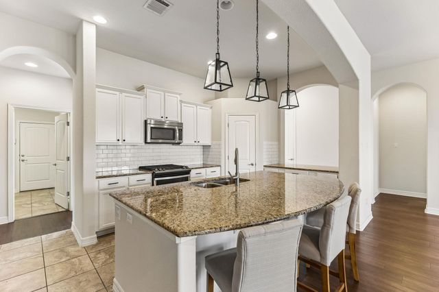 3308 Mendips LN, Pflugerville, TX 78660