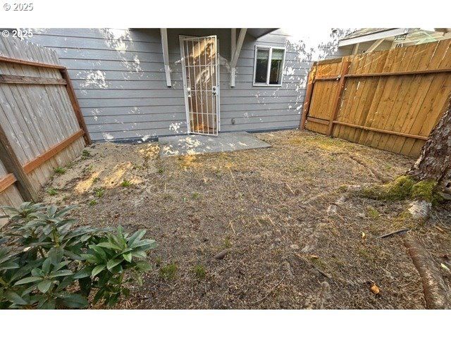 1150 HEMLOCK St C-11, Florence, OR 97439