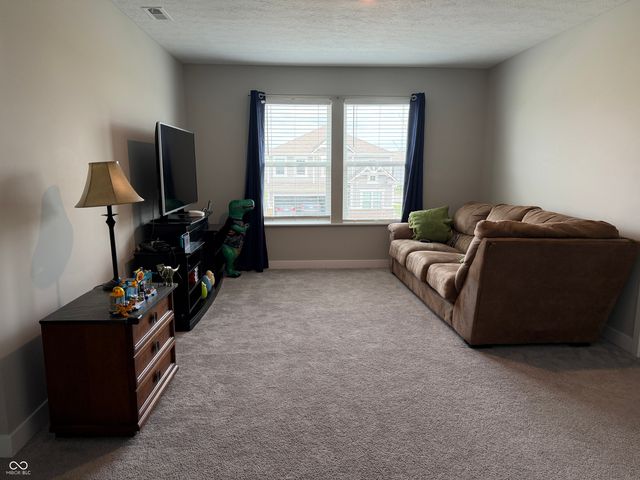 11650 Brooks Farm Boulevard, Noblesville, IN 46060