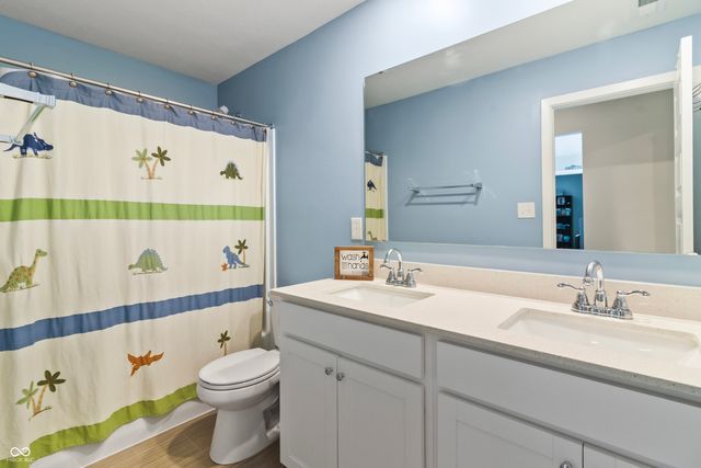 11650 Brooks Farm Boulevard, Noblesville, IN 46060