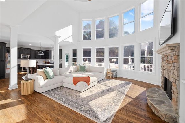 148 Montvale Drive, Hoschton, GA 30548