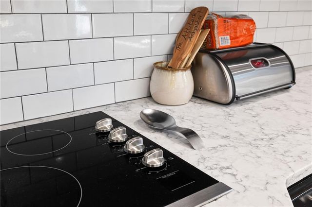 148 Montvale Drive, Hoschton, GA 30548