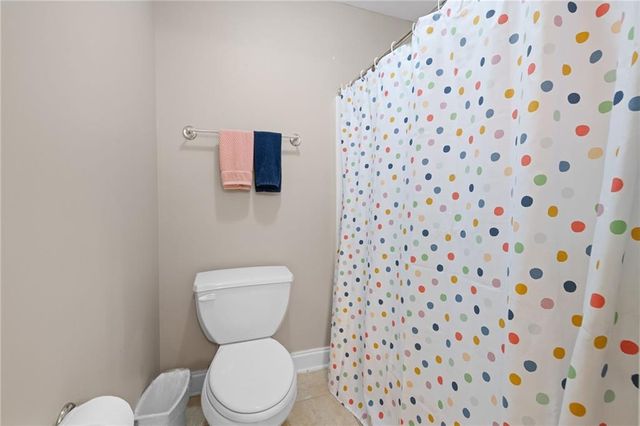 148 Montvale Drive, Hoschton, GA 30548